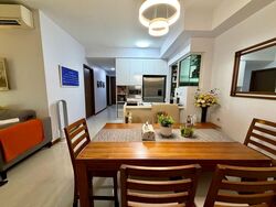 1 Canberra (D27), Condominium #636844751